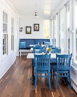 The North Hero House Inn & Restaurant