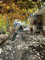 Holiday House Prodromos