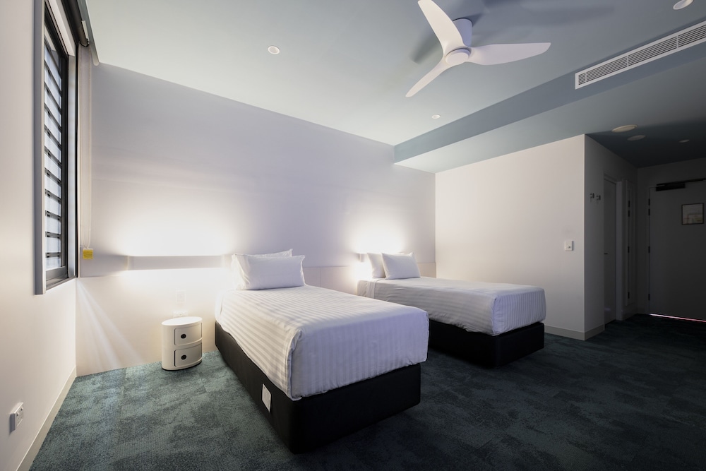 The Lodge, Blacktown - Sydney