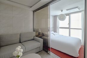 UH FLAT THE SEOCHO