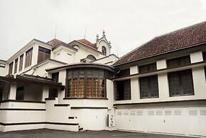 HOTEL CANDI BARU