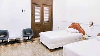 HOTEL CANDI BARU