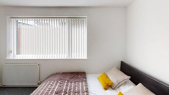 Perfect Location for City Centre-university