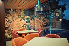 Hotel Golden Riviera
