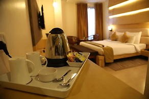 Hotel Kanha's Palm Springs