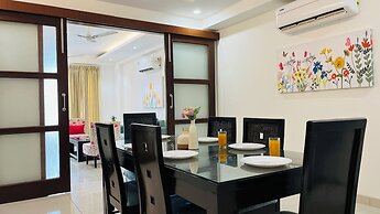 BluO 3BHK Golf Course Road Balcony Lift