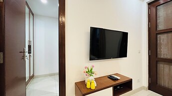 BluO 3BHK Golf Course Road Balcony Lift