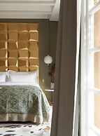 llimona suites
