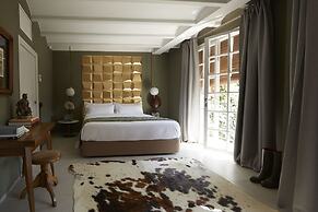 llimona suites