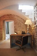 llimona suites