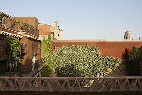 llimona suites