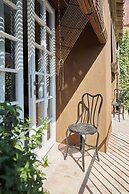 llimona suites