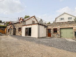 Llys Tirion