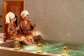 Awaken Danang Hotel