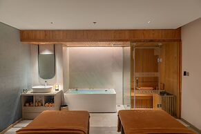 Awaken Danang Hotel