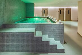 Awaken Danang Hotel