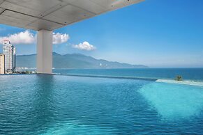 Awaken Danang Hotel