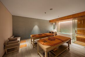 Awaken Danang Hotel