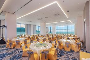 Awaken Danang Hotel