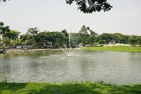 Elegant 2Br Citralake Suites Apartment