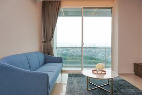Elegant 2Br Citralake Suites Apartment