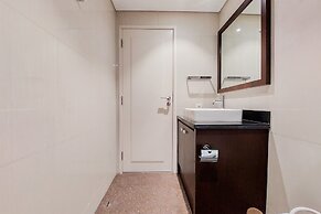 Modern Look 3Br With Branz Bsd City Apartment