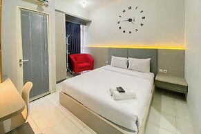 Comfortable 1Br Without Living Room At Amartha View Apartment