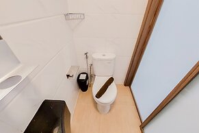 Cozy Living Studio Apartment Sky House Bsd