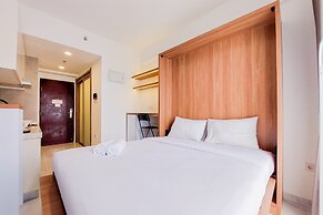 Cozy Living Studio Apartment Sky House Bsd