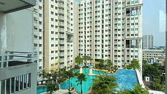 Comfortable 1Br At Sky Terrace Apartment