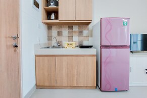Comfort And Homey Studio Apartment At B Residence