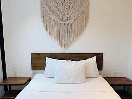 Coco Live Suites