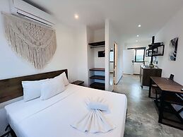 Coco Live Suites