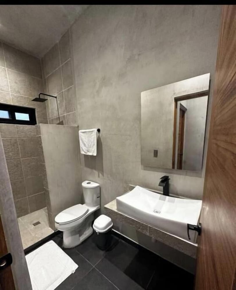 Coco Live Suites