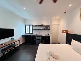 Coco Live Suites