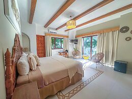 Enigmatic Boutique Hotel