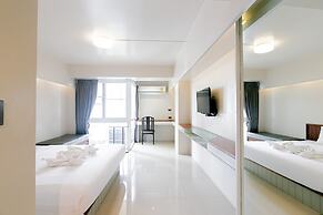 A Room Bangkok Sathorn