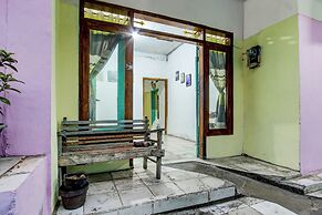 Hotel O Karomah Kostel Syariah