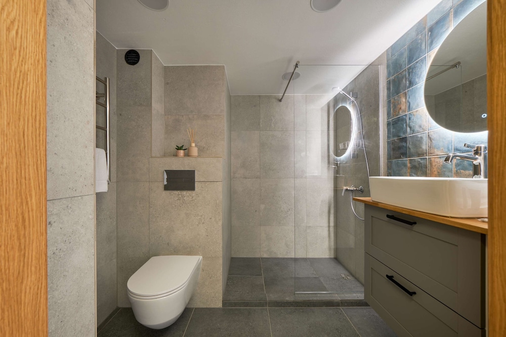 Queen Barbora Central Lofts