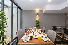 Hotel Ravi
