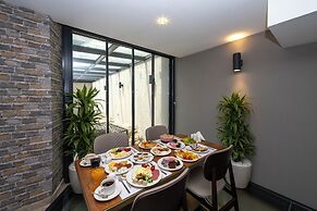 Hotel Ravi