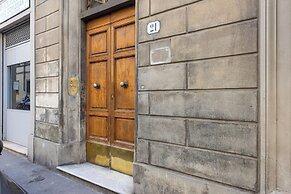 Ognissanti Flat by Mmega