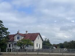 Sodra Gotland 14 bed With Pool