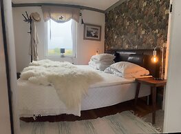 Sodra Gotland 14 bed With Pool