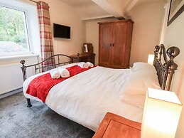 6 Calgarth View