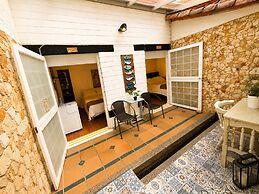 HOTEL CASA MADERO