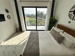 COALESCENCE HOTEL