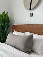 COALESCENCE HOTEL