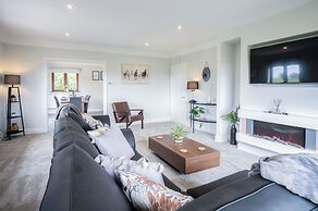 Springfield Lodge - 3 Bedroom Home - Princes Gate