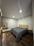 MR Hotel